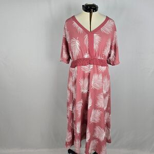 Bloomchic Dress Women's 1X Tropical Dusty Pink Short Sleeve VNeck Shirred NWT